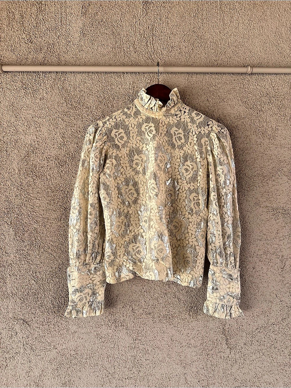Vintage Floral Long Sleeve Blouse in Lace & Silver